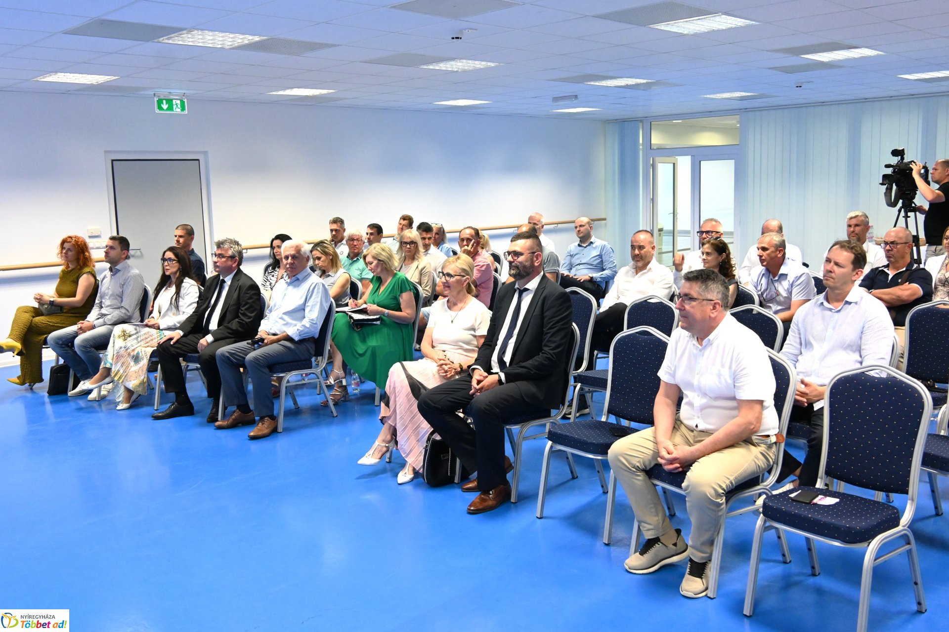 A fejlődés velünk van - gazdasági fórum a VMKK-ban