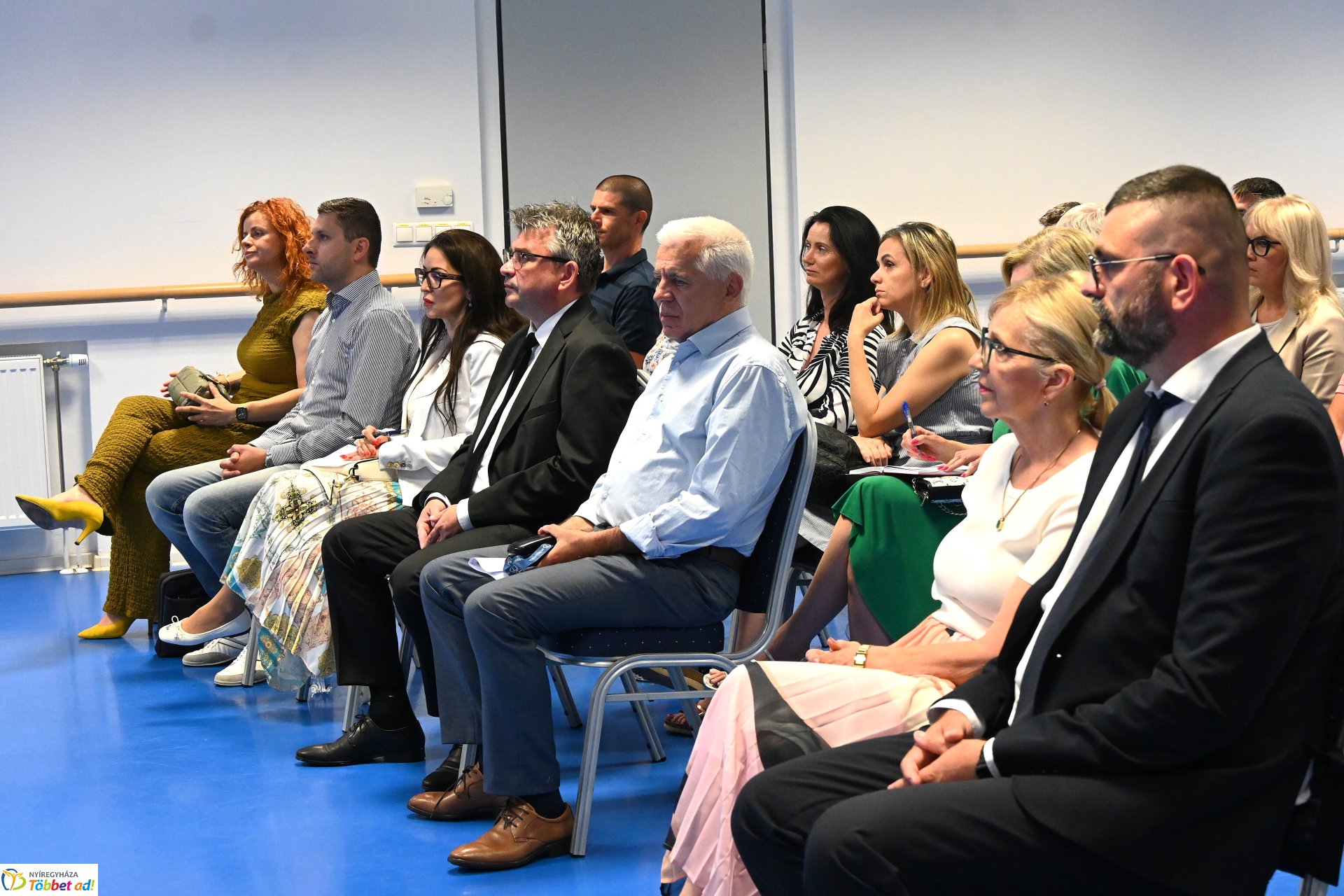 A fejlődés velünk van - gazdasági fórum a VMKK-ban