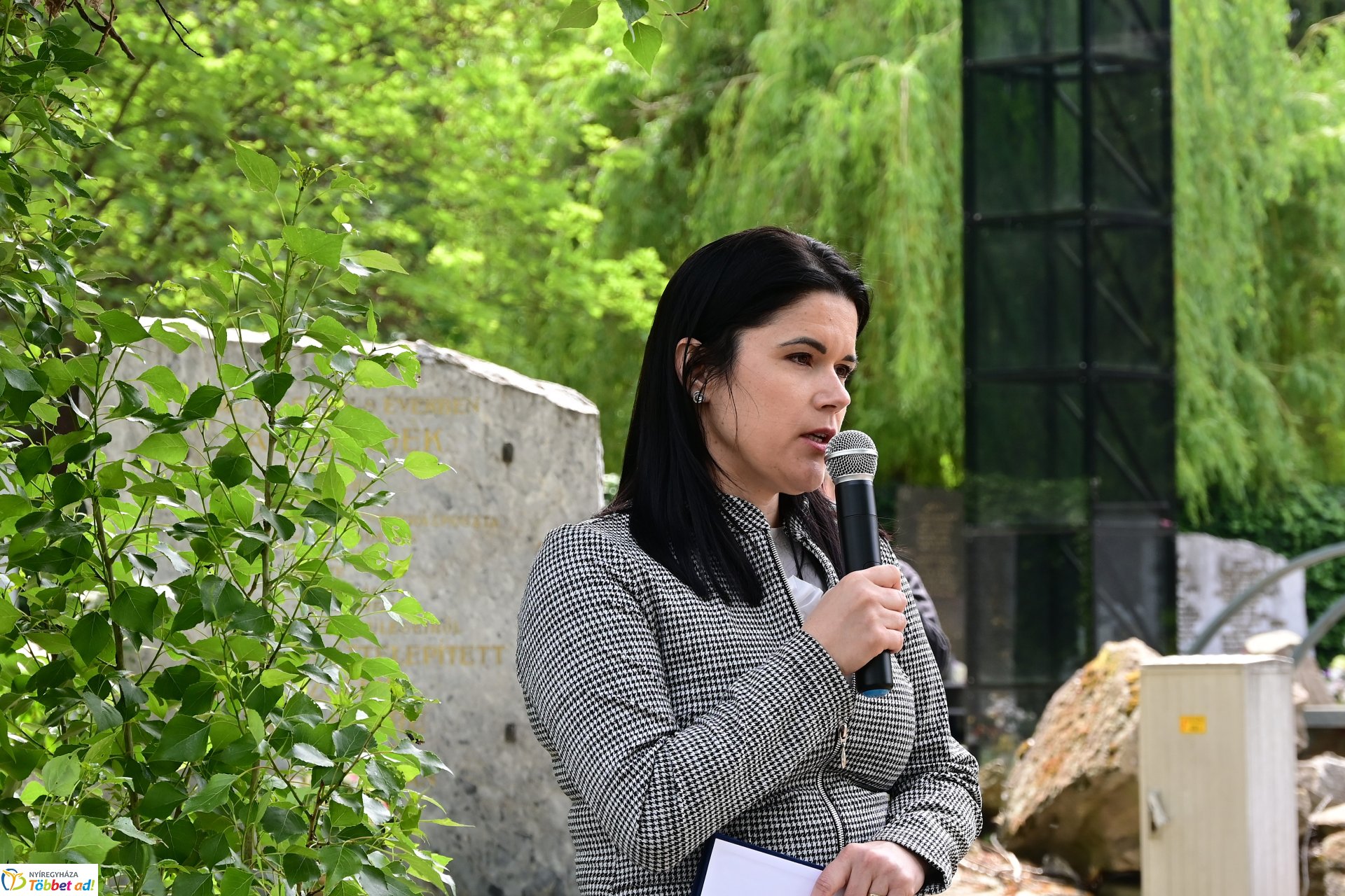 A Felvidékről áttelepített magyar családokra emlékeztek az Északi Temetőben