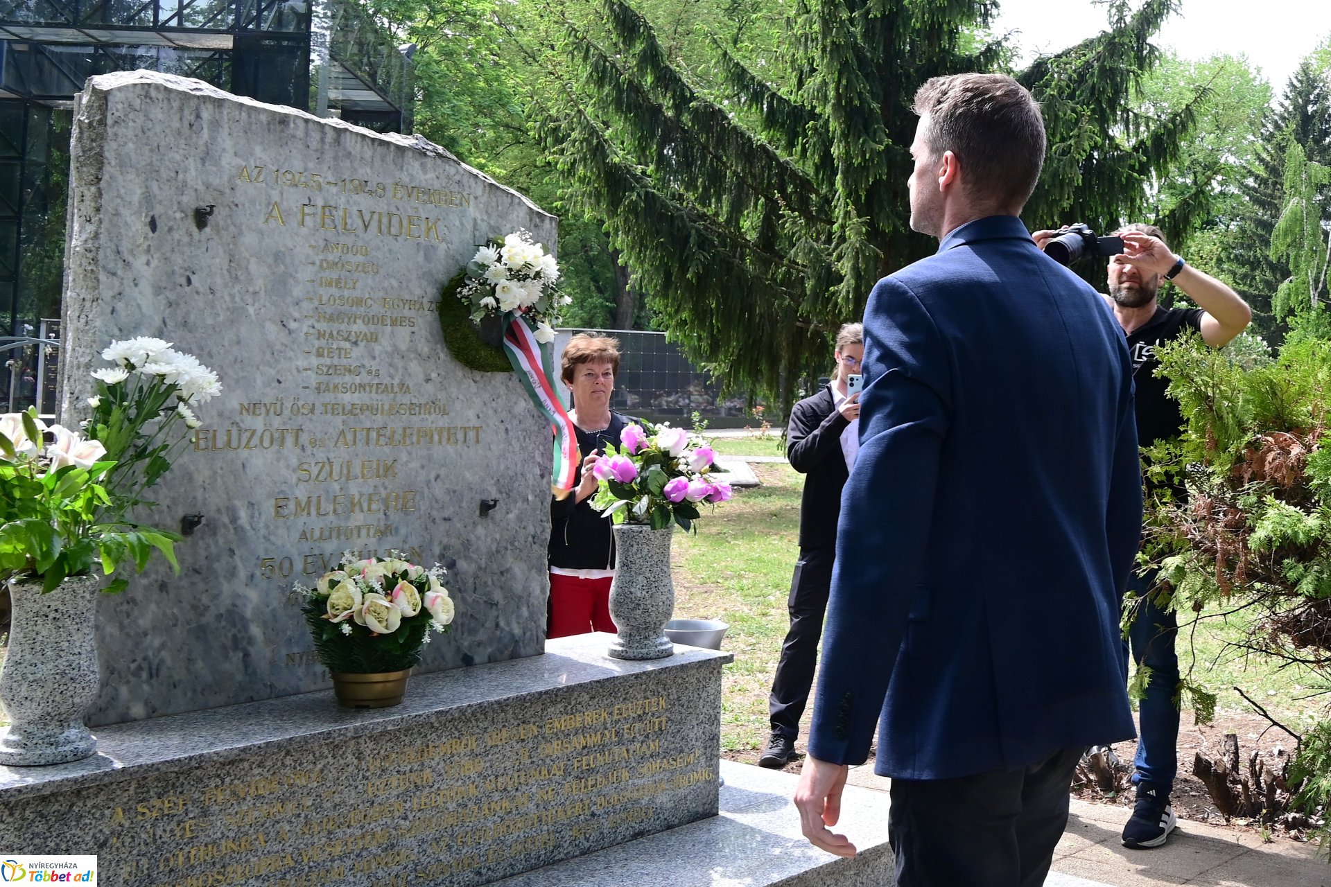 A Felvidékről áttelepített magyar családokra emlékeztek az Északi Temetőben