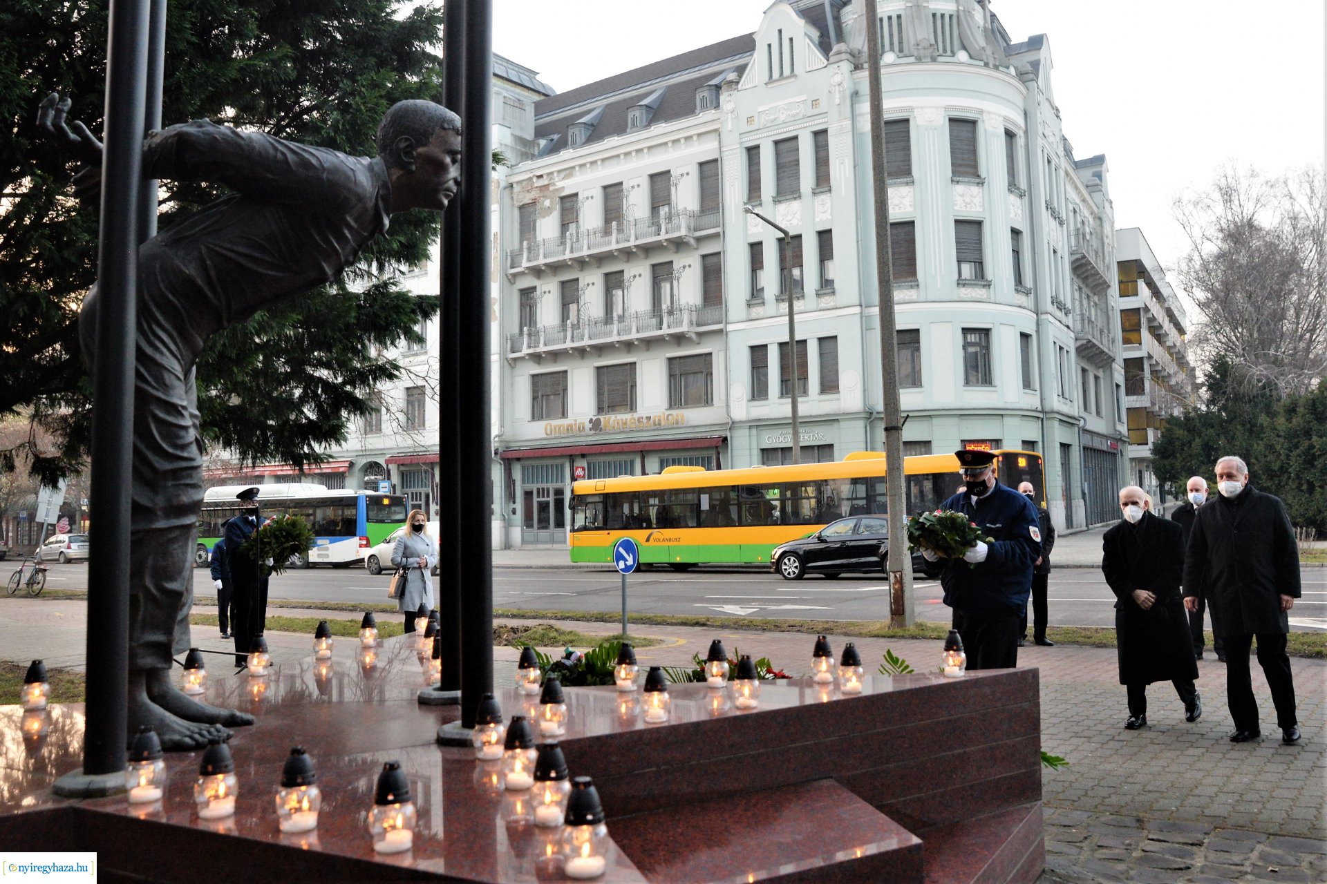 A frakciók is koszorúztak a Kommunizmus Áldozatainak Emléknapján