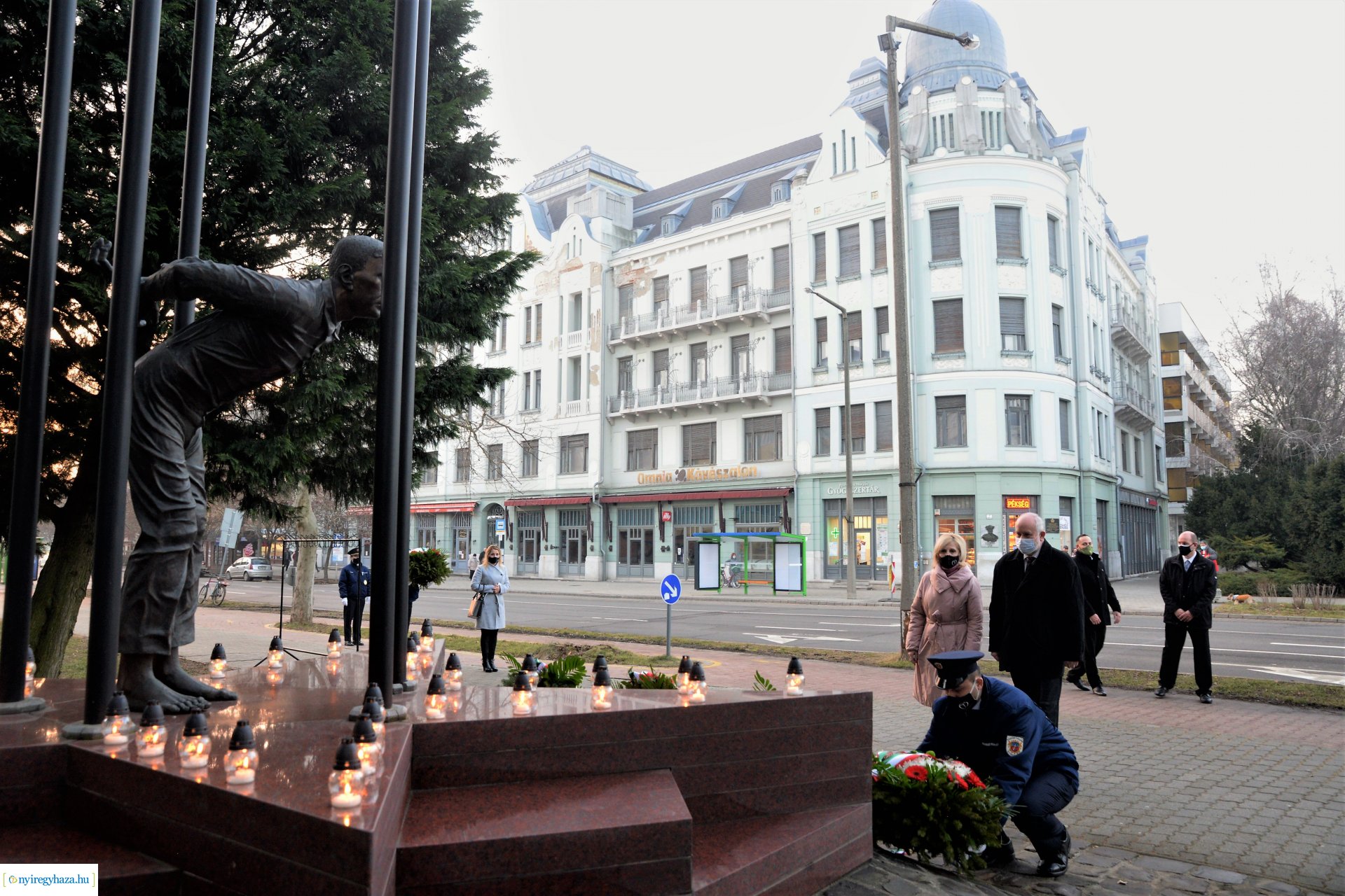 A frakciók is koszorúztak a Kommunizmus Áldozatainak Emléknapján