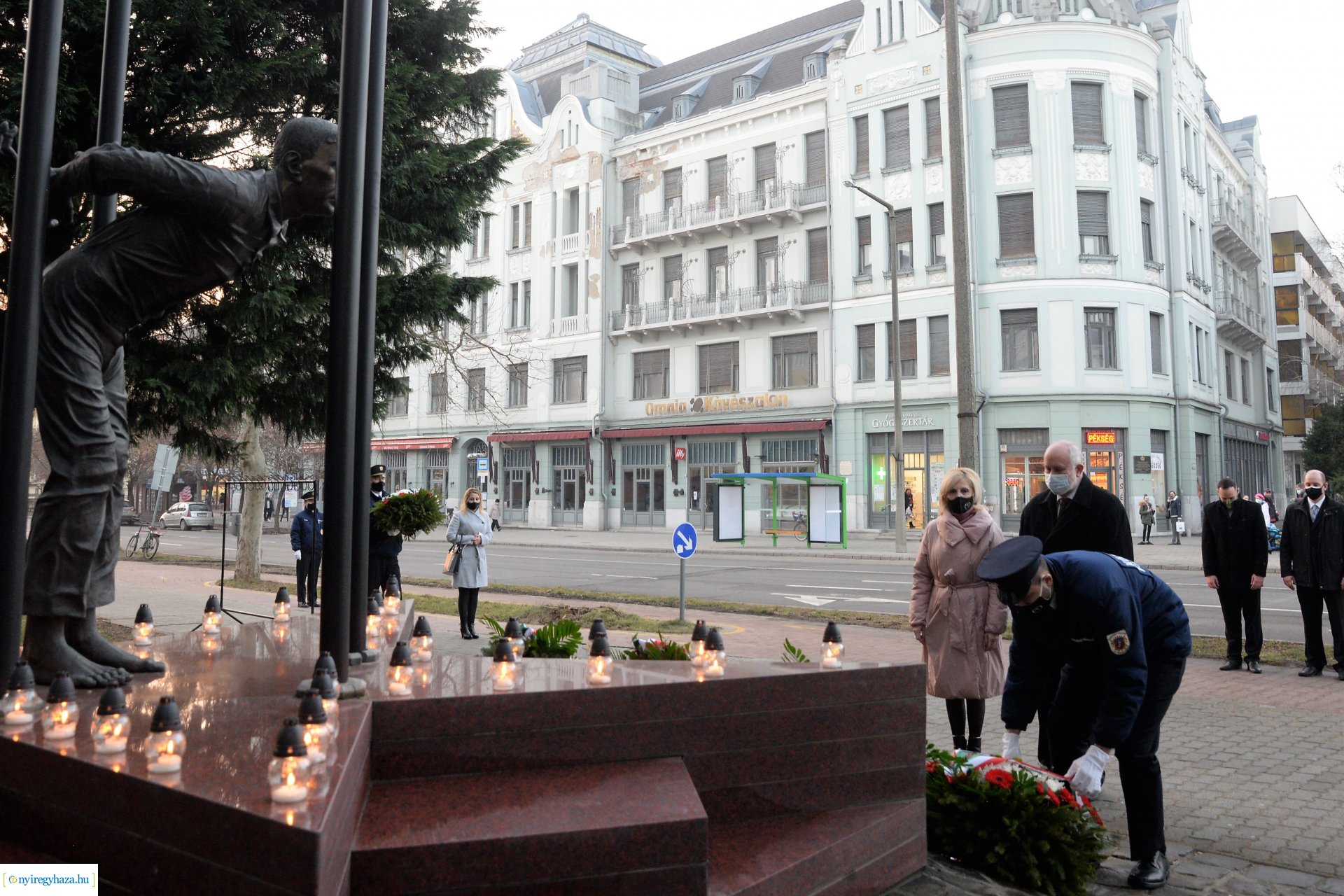 A frakciók is koszorúztak a Kommunizmus Áldozatainak Emléknapján