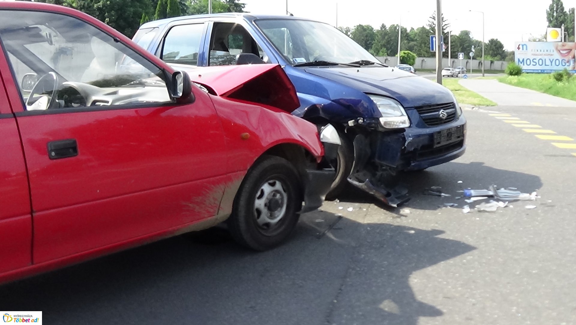A Garibaldi és a Korányi Frigyes utca kereszteződésénél ütköztek