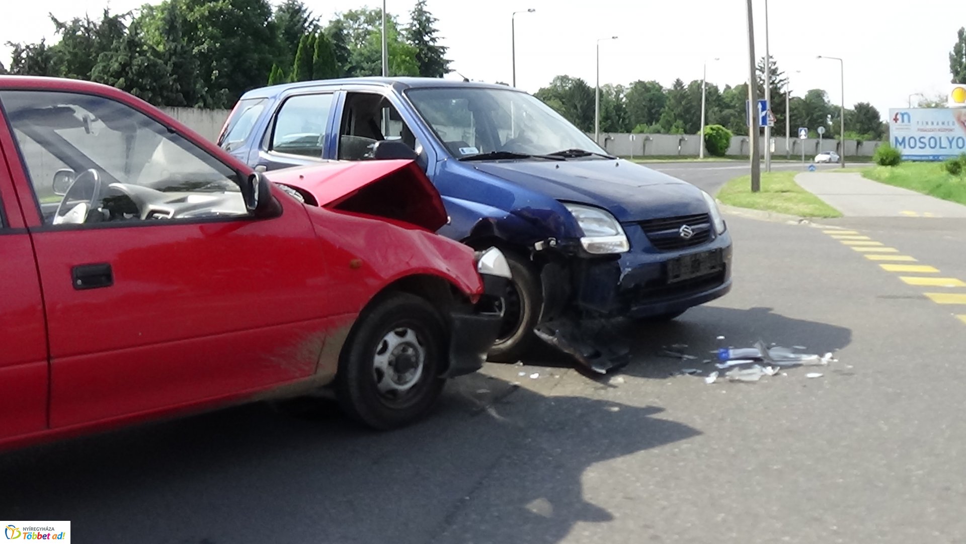 A Garibaldi és a Korányi Frigyes utca kereszteződésénél ütköztek