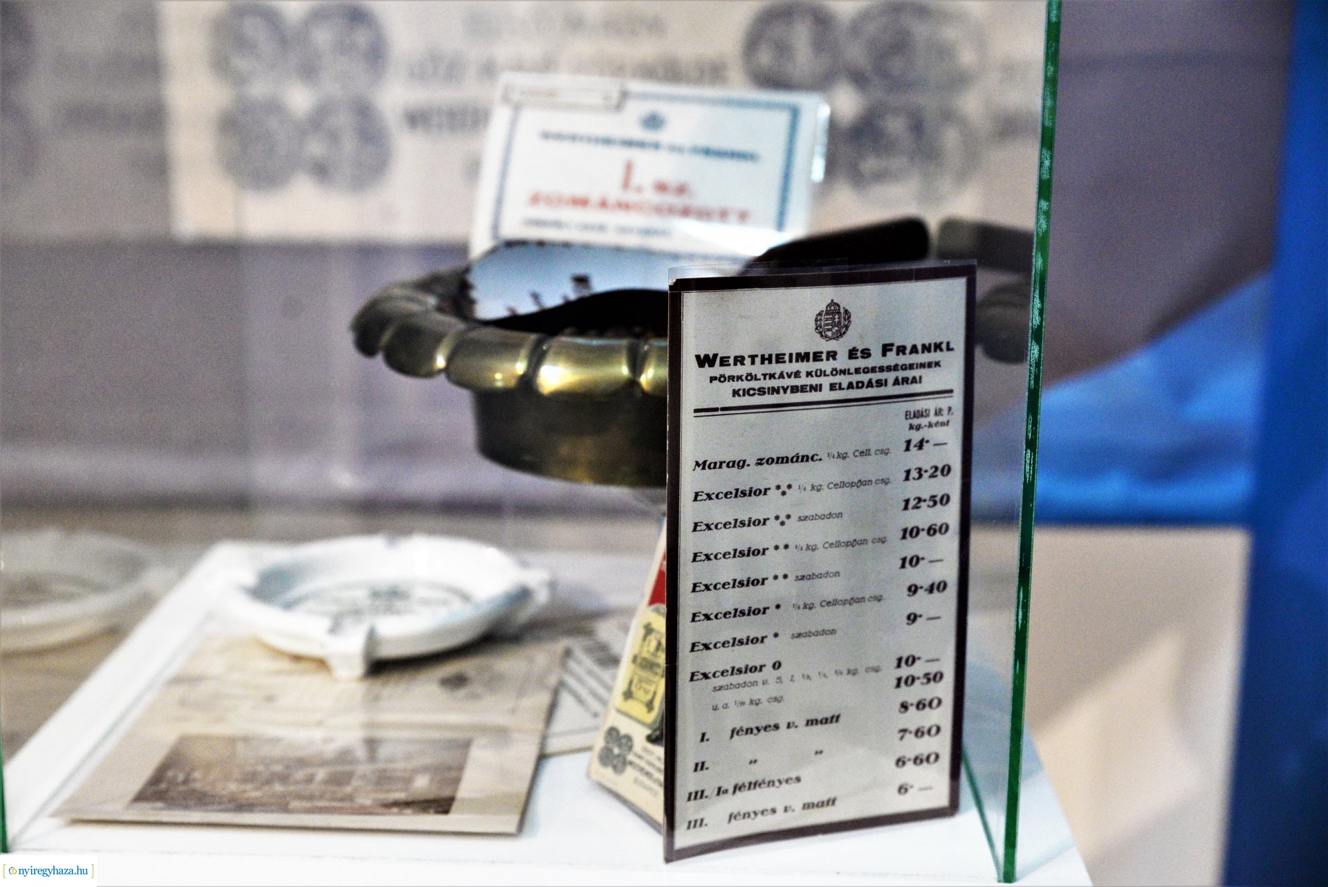 A HANDLÉTÓL A GRAND CAFÉIG kiállítás a Sóstói Múzeumfaluban