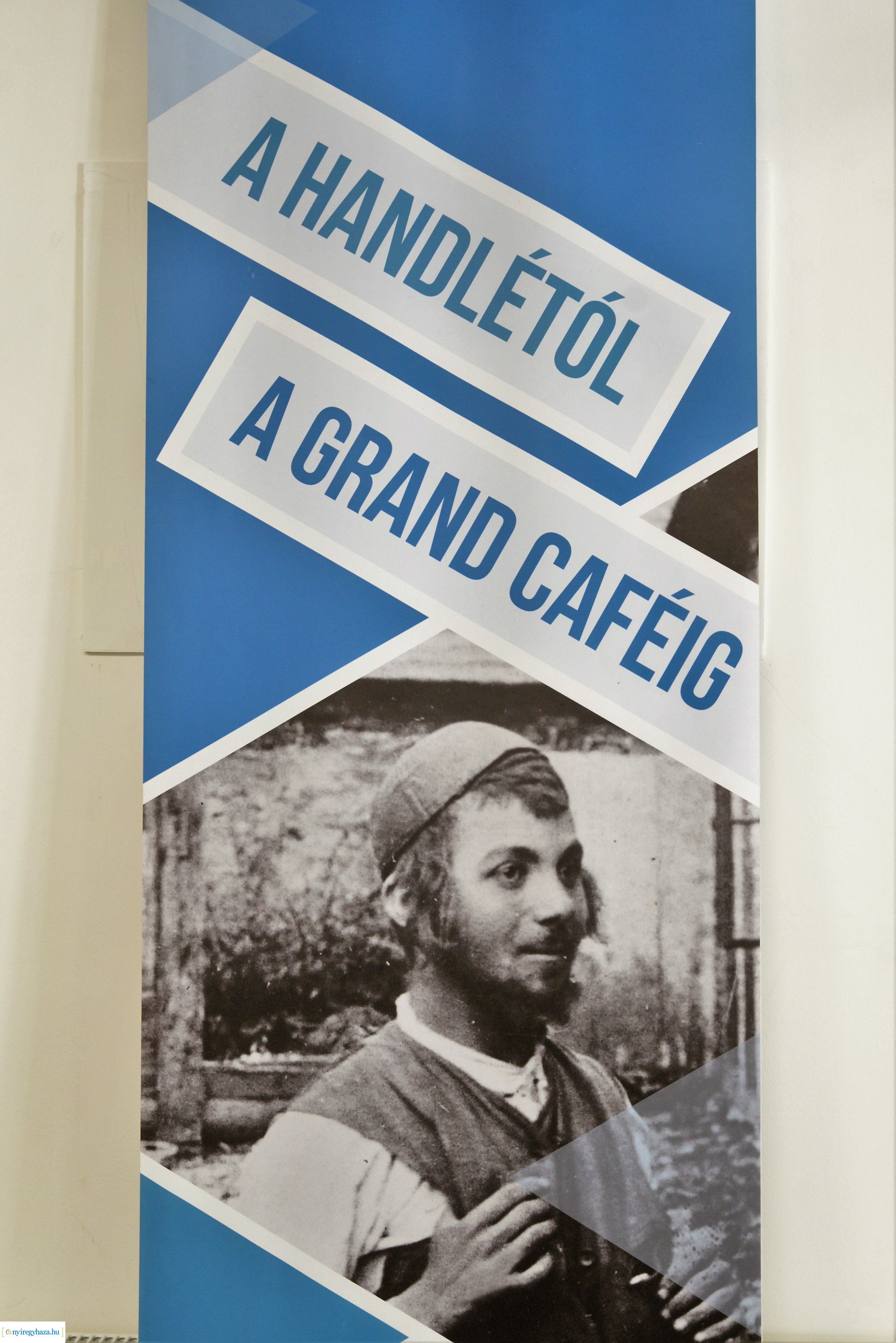 A HANDLÉTÓL A GRAND CAFÉIG kiállítás a Sóstói Múzeumfaluban