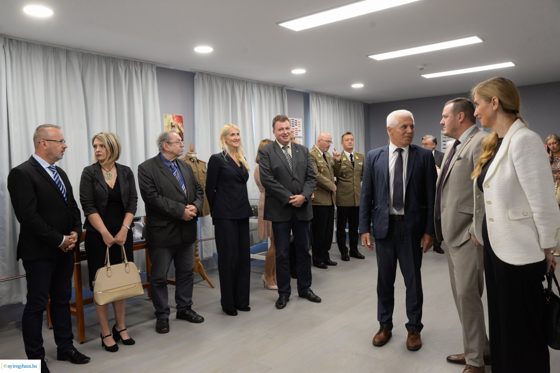 "A HAZA MINDEN ELŐTT" - kiállításmegnyitó a Kállay Gyűjteményben