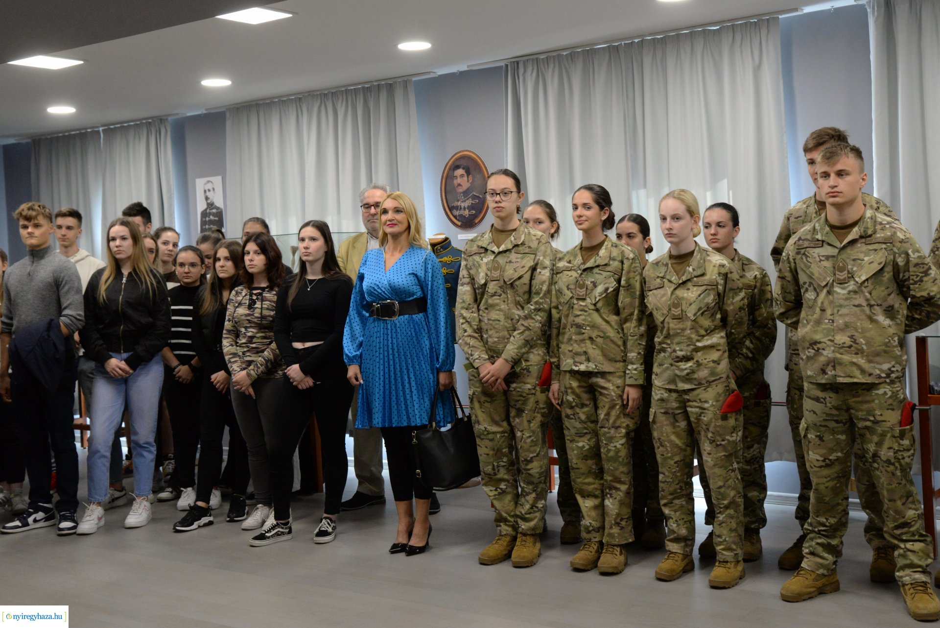 "A HAZA MINDEN ELŐTT" - kiállításmegnyitó a Kállay Gyűjteményben