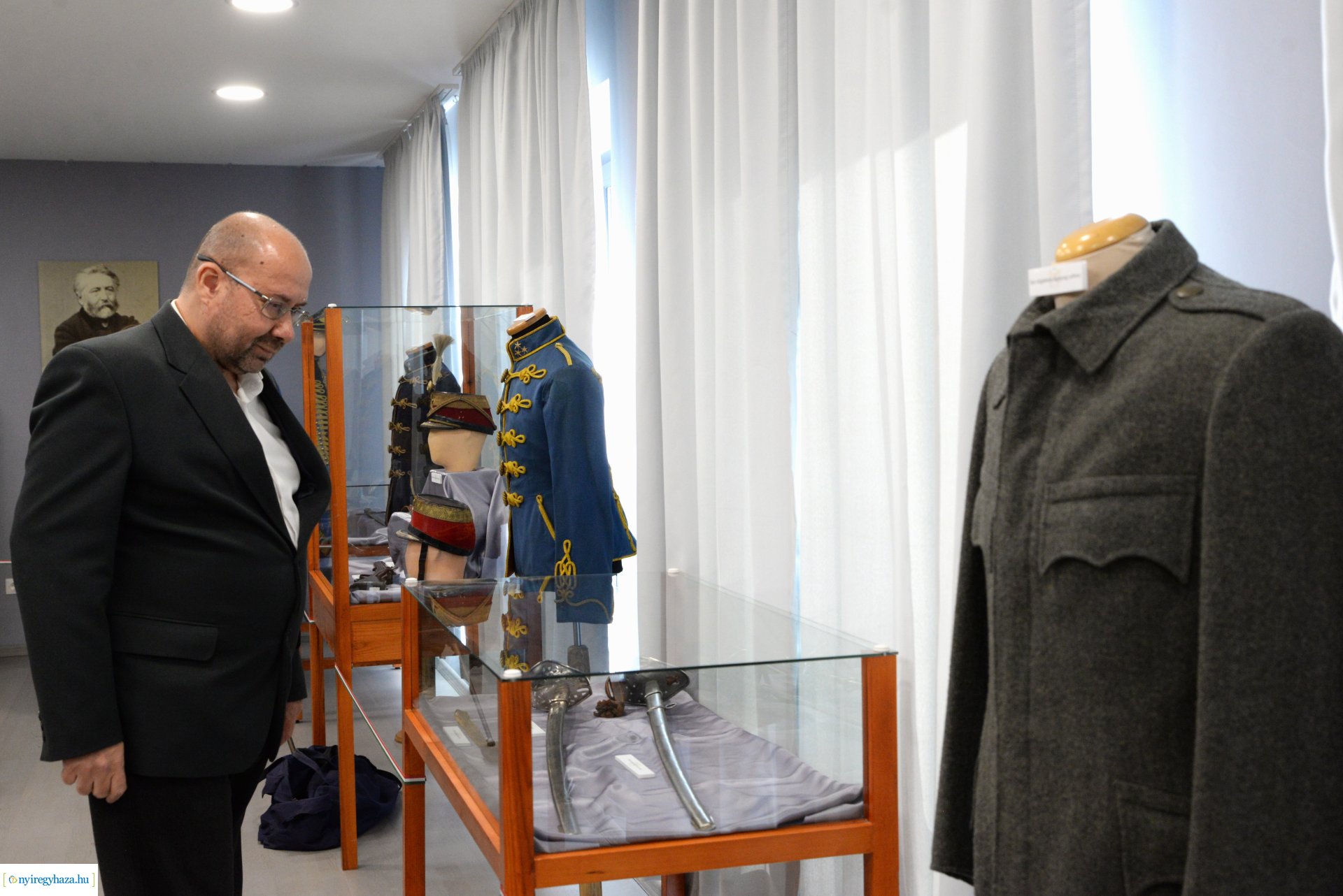 "A HAZA MINDEN ELŐTT" - kiállításmegnyitó a Kállay Gyűjteményben