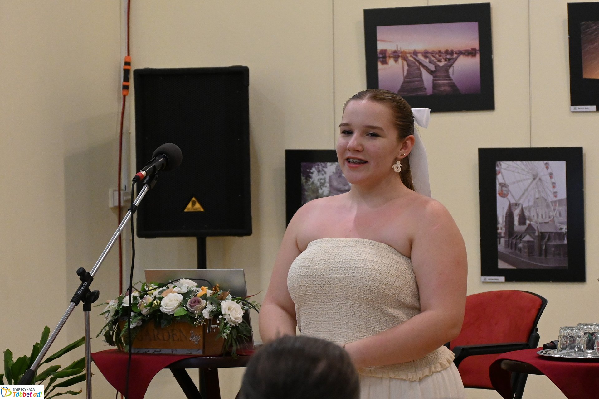 A Helios-Art Fotóklub kiállítása a könyvtárban