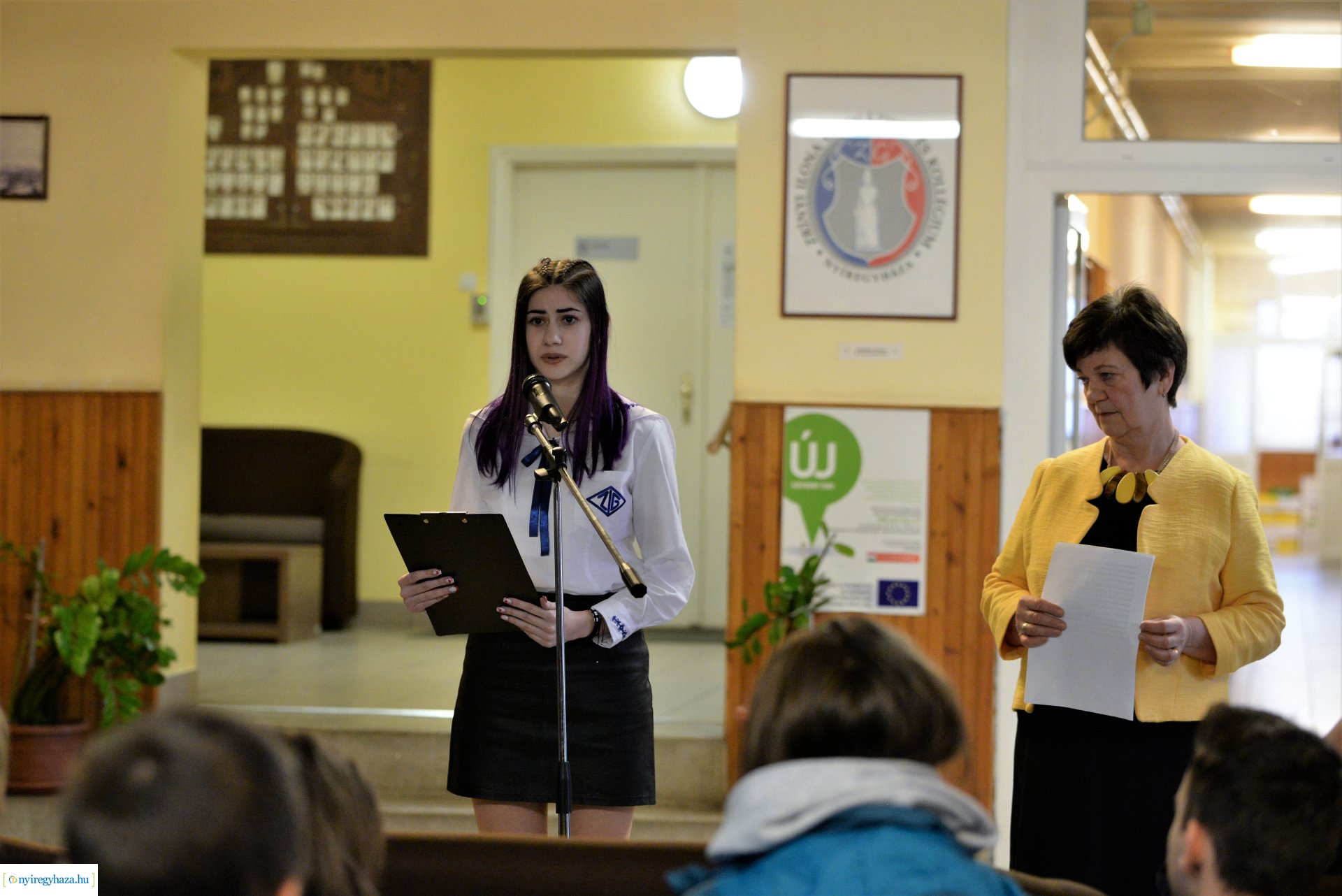 A Holokauszt Nemzetközi Emléknapja-kiállításmegnyitó a Zrínyi Ilona Gimnáziumban