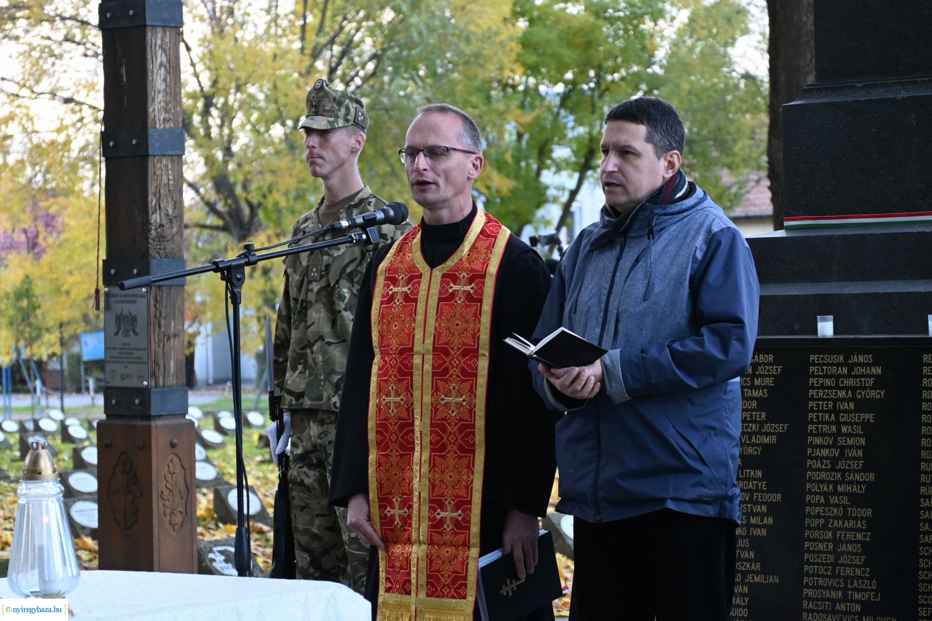 A hősökre emlékeztek a Hősök temetőjében