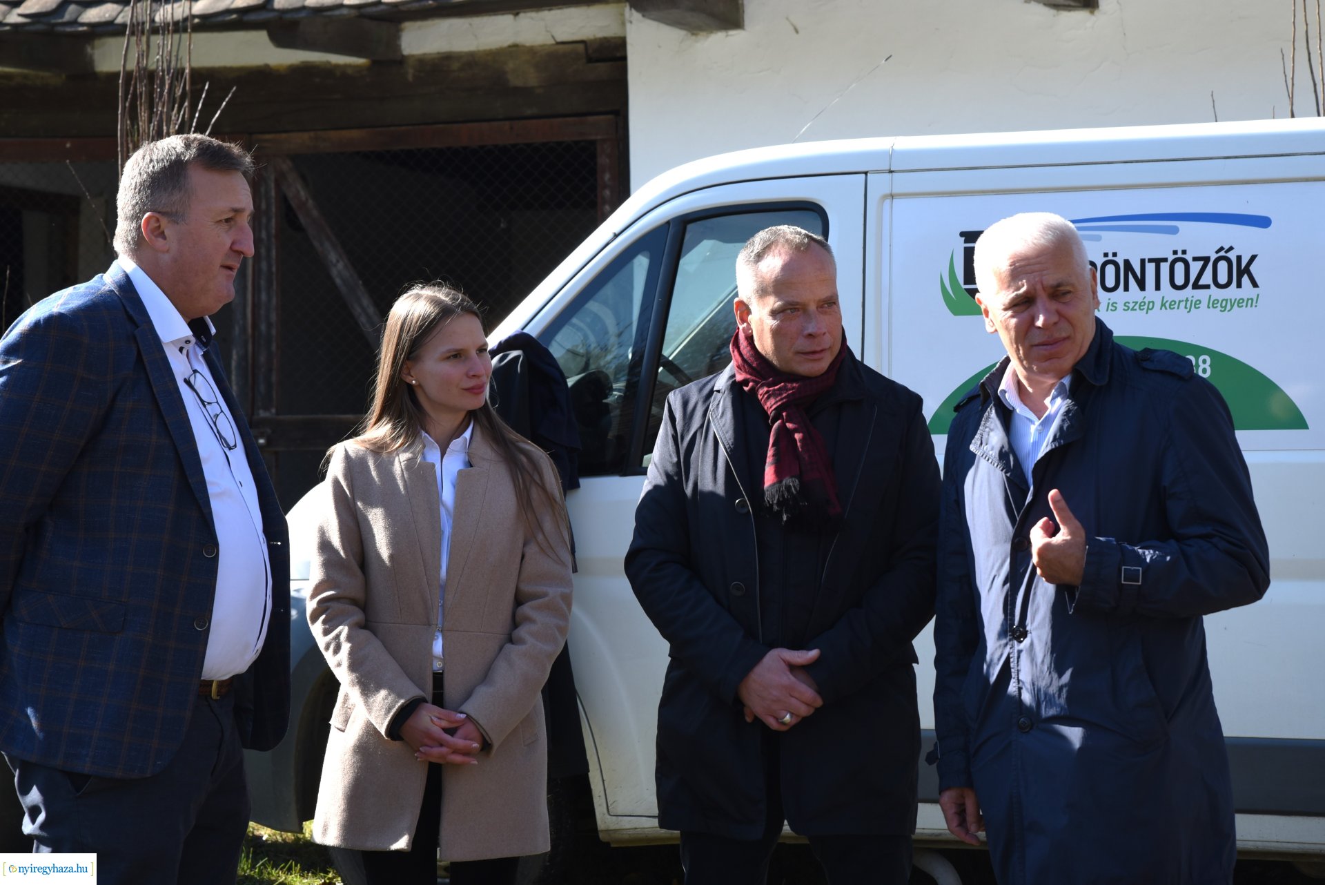 A HÜBNER-H Kft. felajánlása - faültetés a Sóstói Múzeumfaluban 