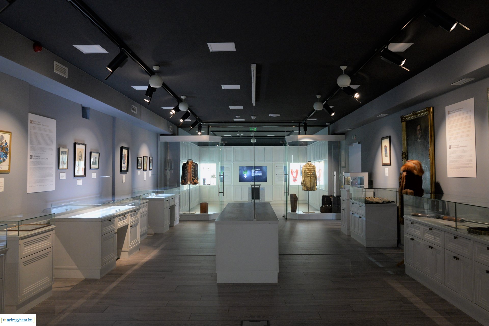 A Kállay Gyűjtemény épületének átadó ünnepsége