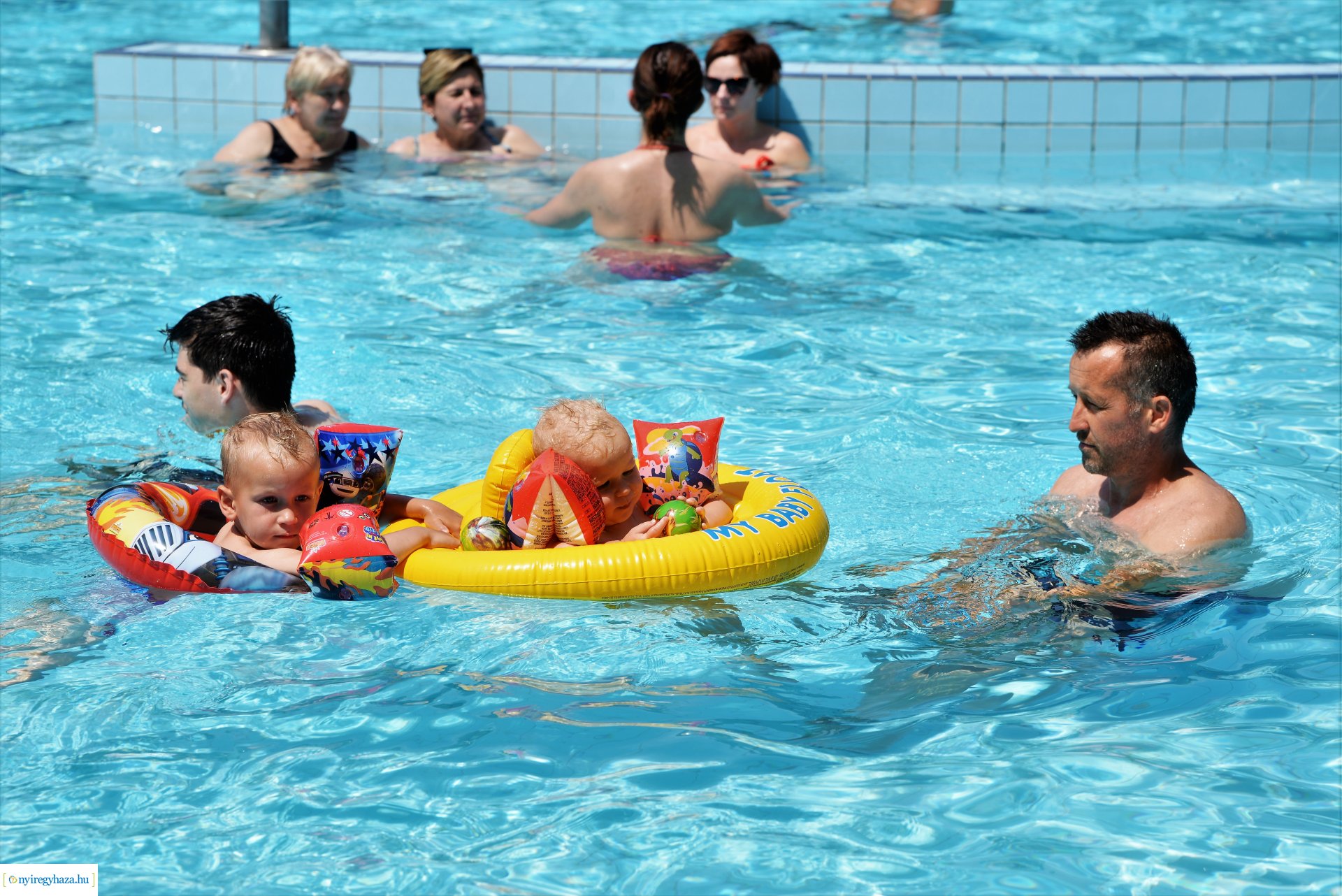 A kánikula első napja a Parkfürdőben