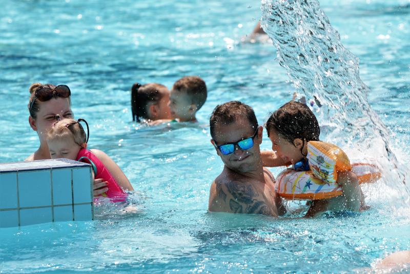 A kánikula első napja a Parkfürdőben