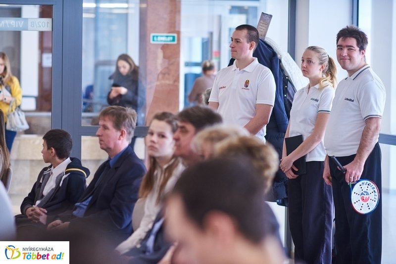 A kék bolygó a MŰvész Stúdióban