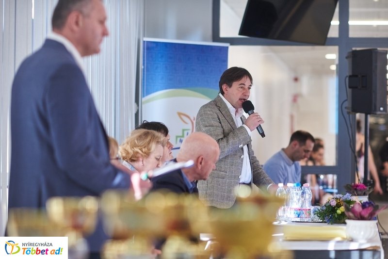 A kék bolygó a MŰvész Stúdióban