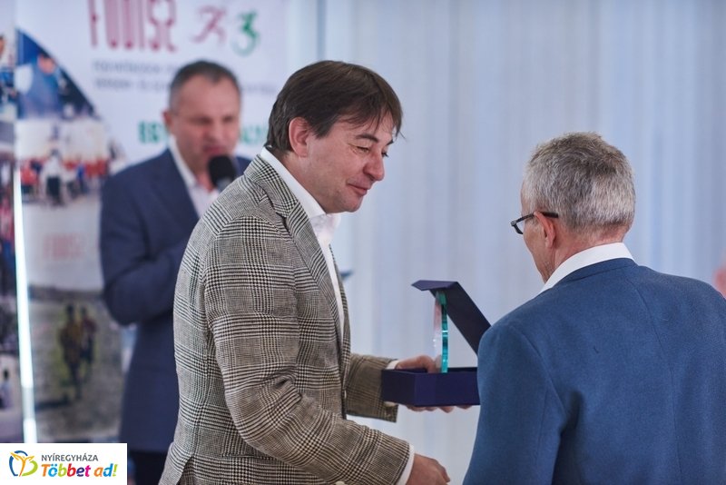 A kék bolygó a MŰvész Stúdióban