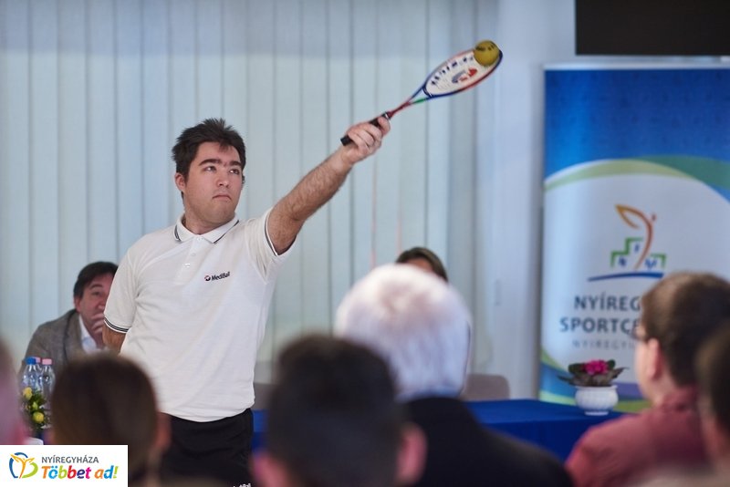 A kék bolygó a MŰvész Stúdióban