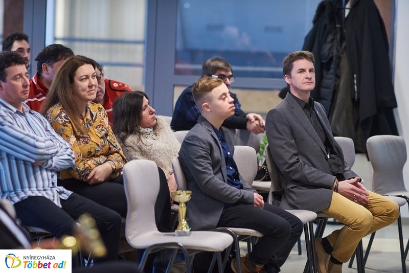 A kék bolygó a MŰvész Stúdióban