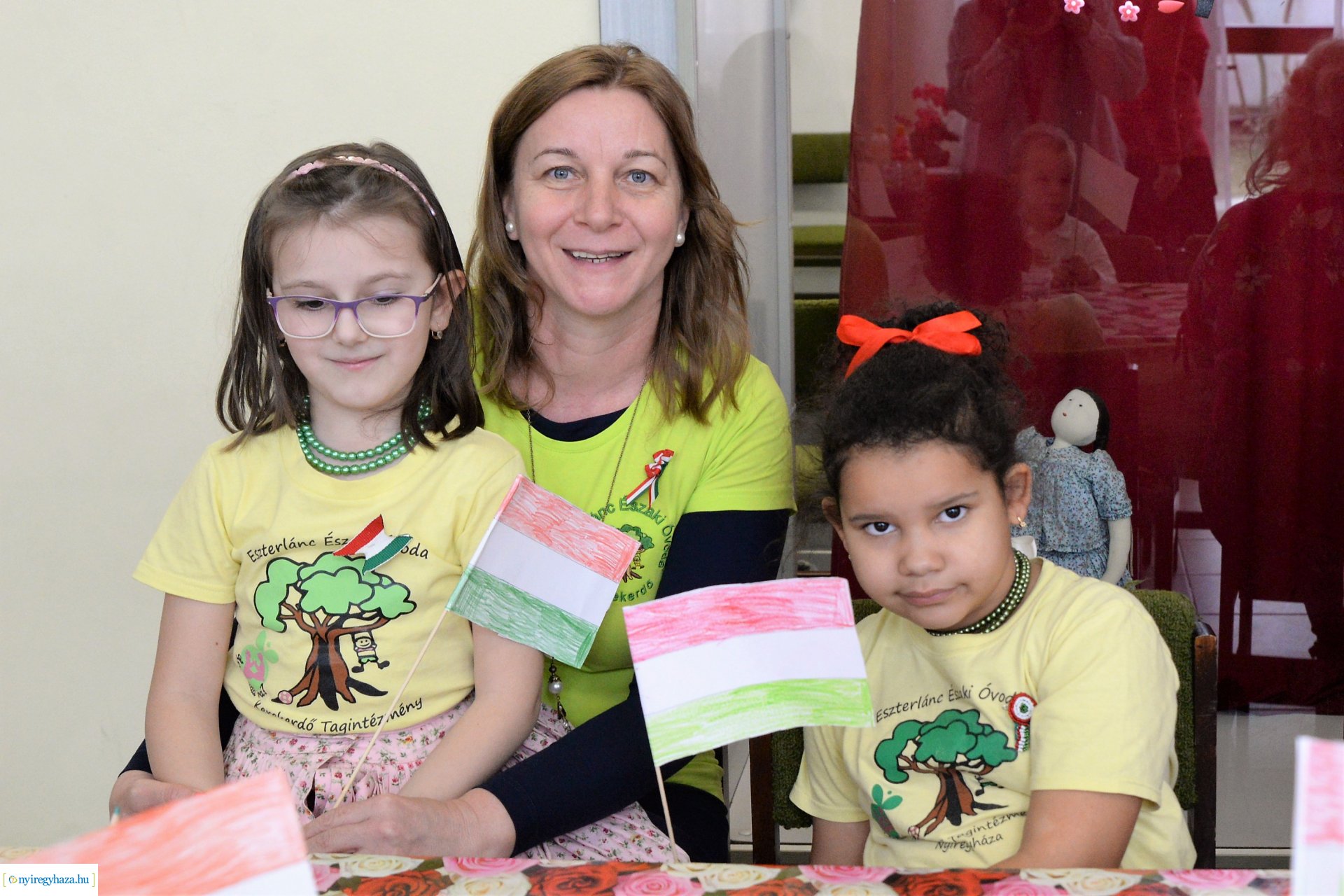 A Kölyökvárban már a nemzeti  ünnepre készültek az óvodások