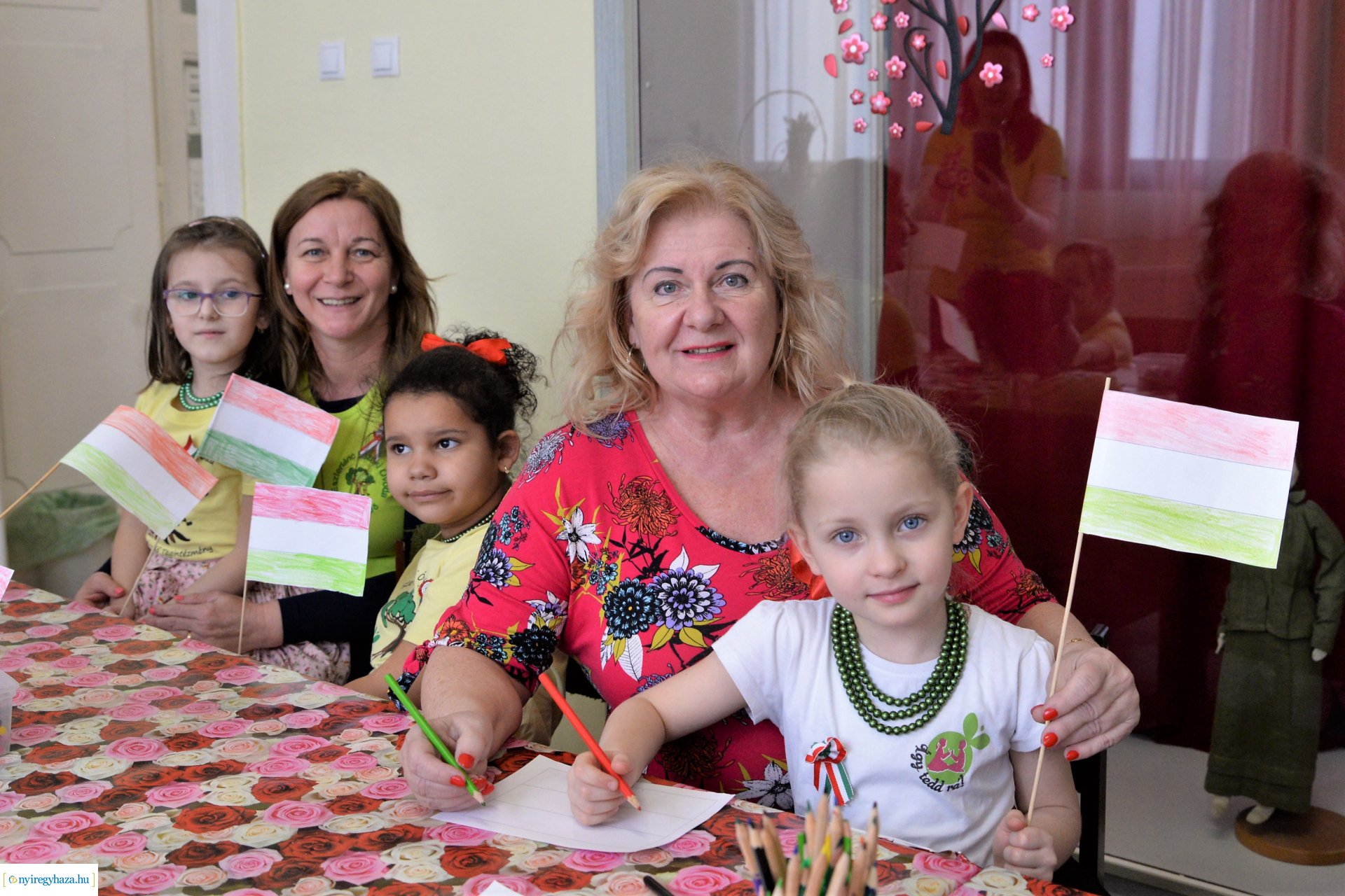 A Kölyökvárban már a nemzeti  ünnepre készültek az óvodások