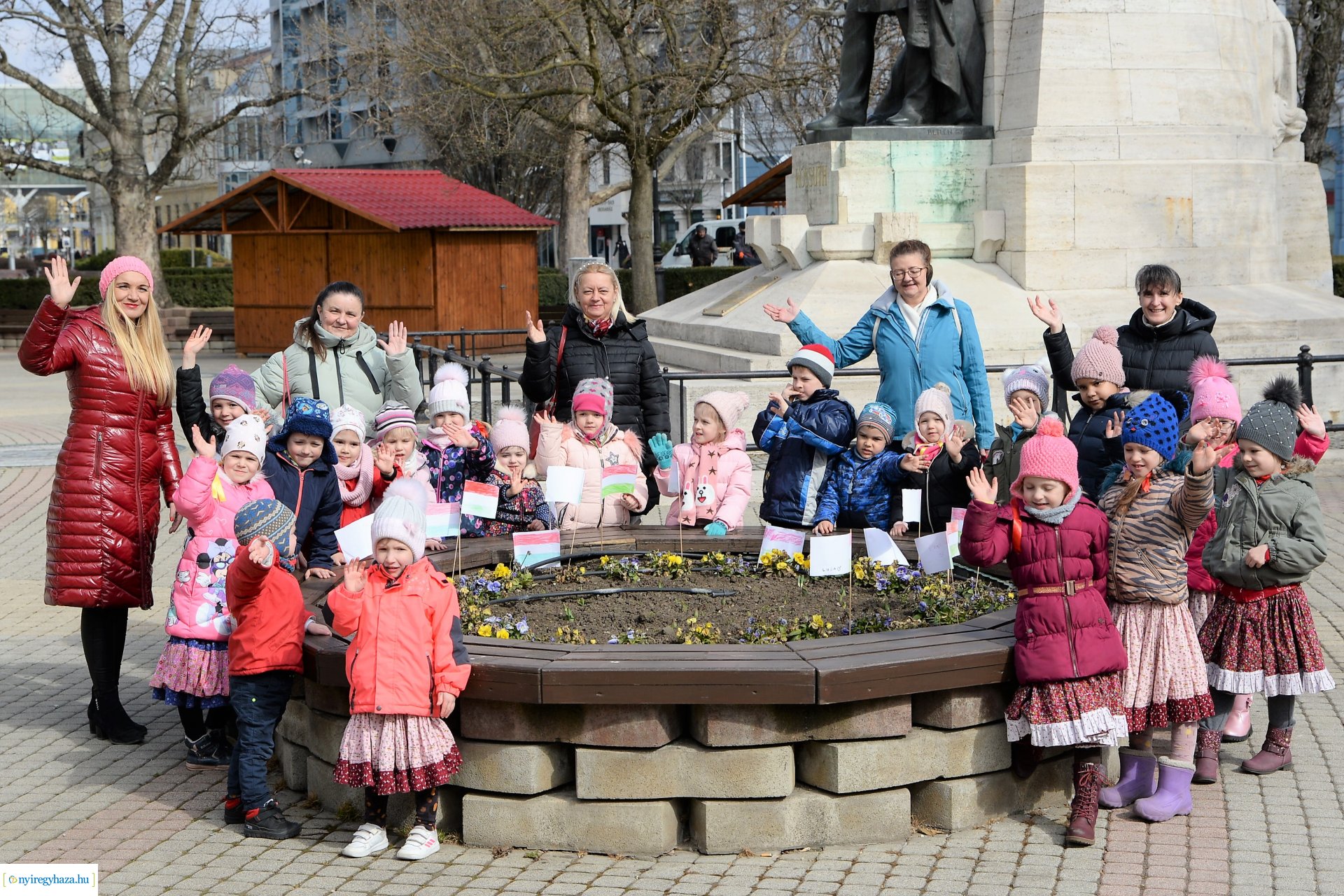 A Kölyökvárban már a nemzeti  ünnepre készültek az óvodások