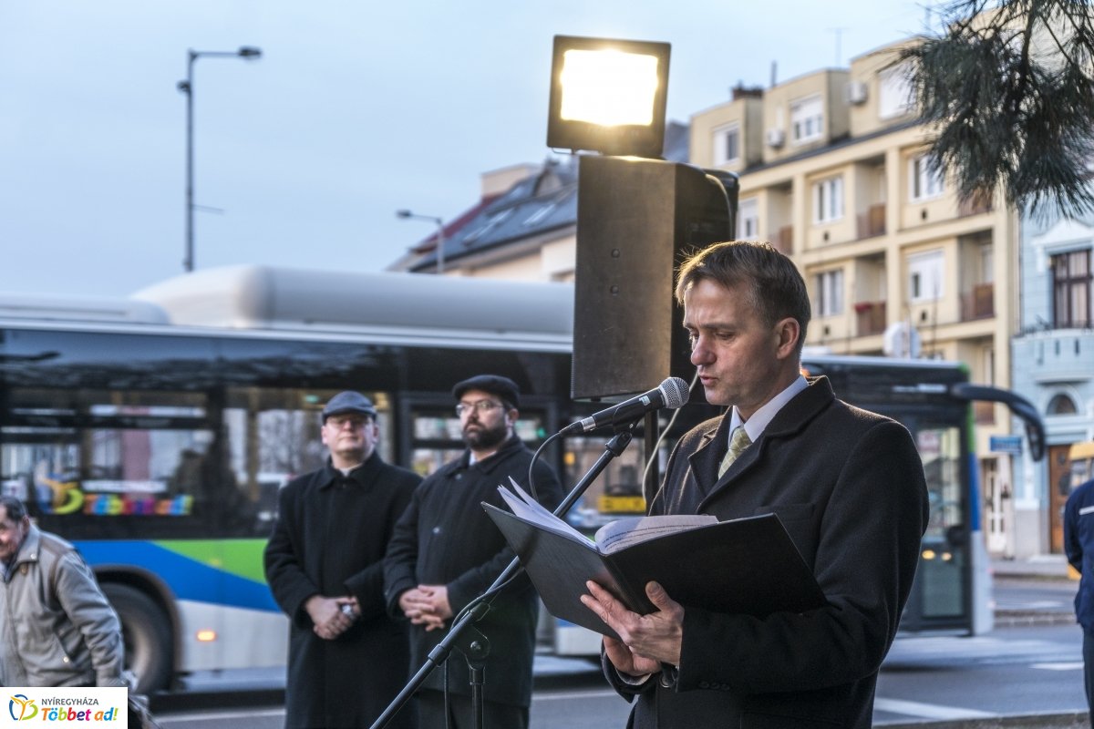 A kommunizmus áldozataira emlékeztek