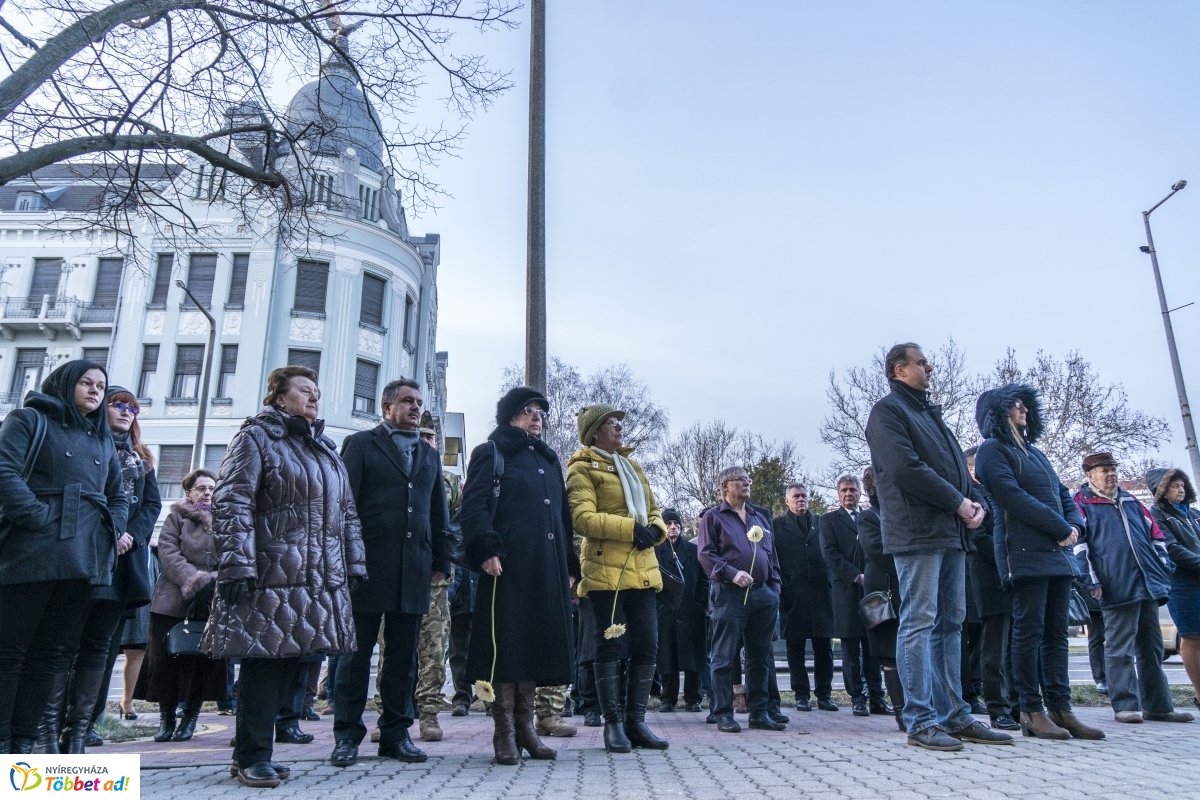 A kommunizmus áldozataira emlékeztek