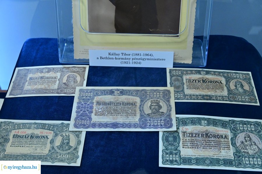 A Kossuth-bankótól a forintig - időszaki kiállítás a Kállay Házban
