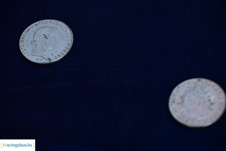 A Kossuth-bankótól a forintig - időszaki kiállítás a Kállay Házban