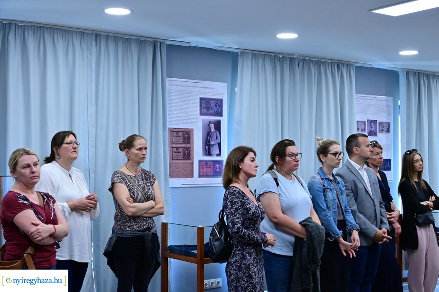 A Kossuth-bankótól a forintig - időszaki kiállítás a Kállay Házban
