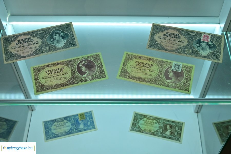 A Kossuth-bankótól a forintig - időszaki kiállítás a Kállay Házban