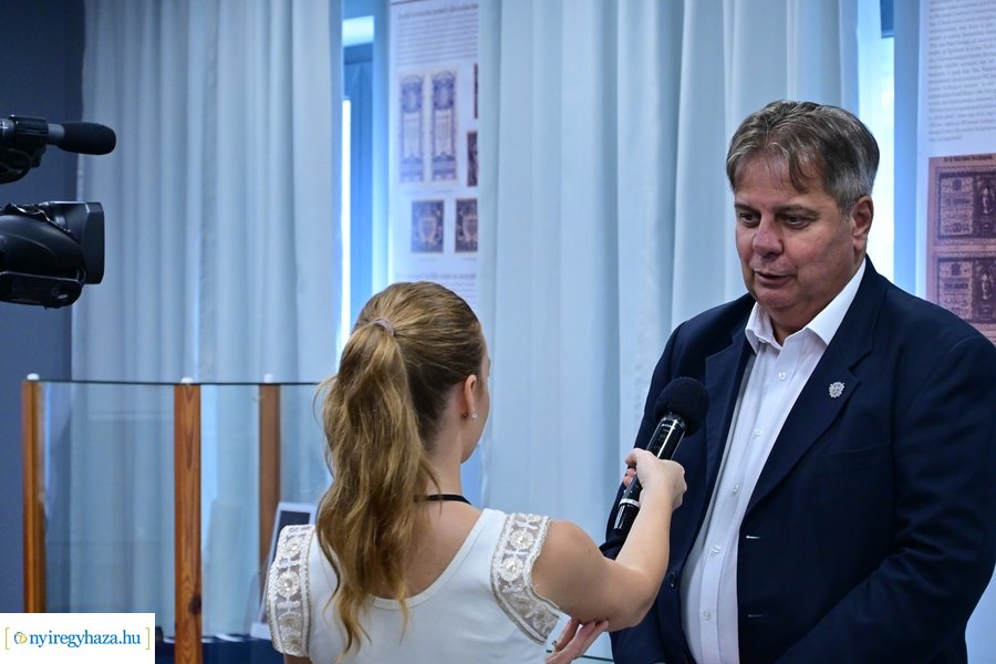 A Kossuth-bankótól a forintig - időszaki kiállítás a Kállay Házban