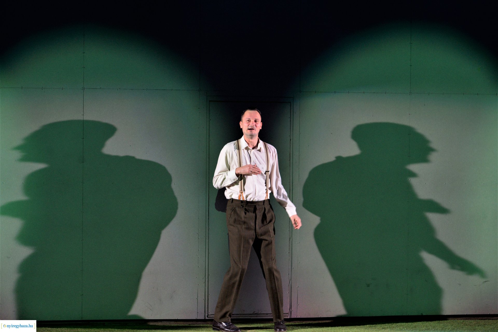 A kripli - bemutató előadás a Móricz Zsigmond Színházban