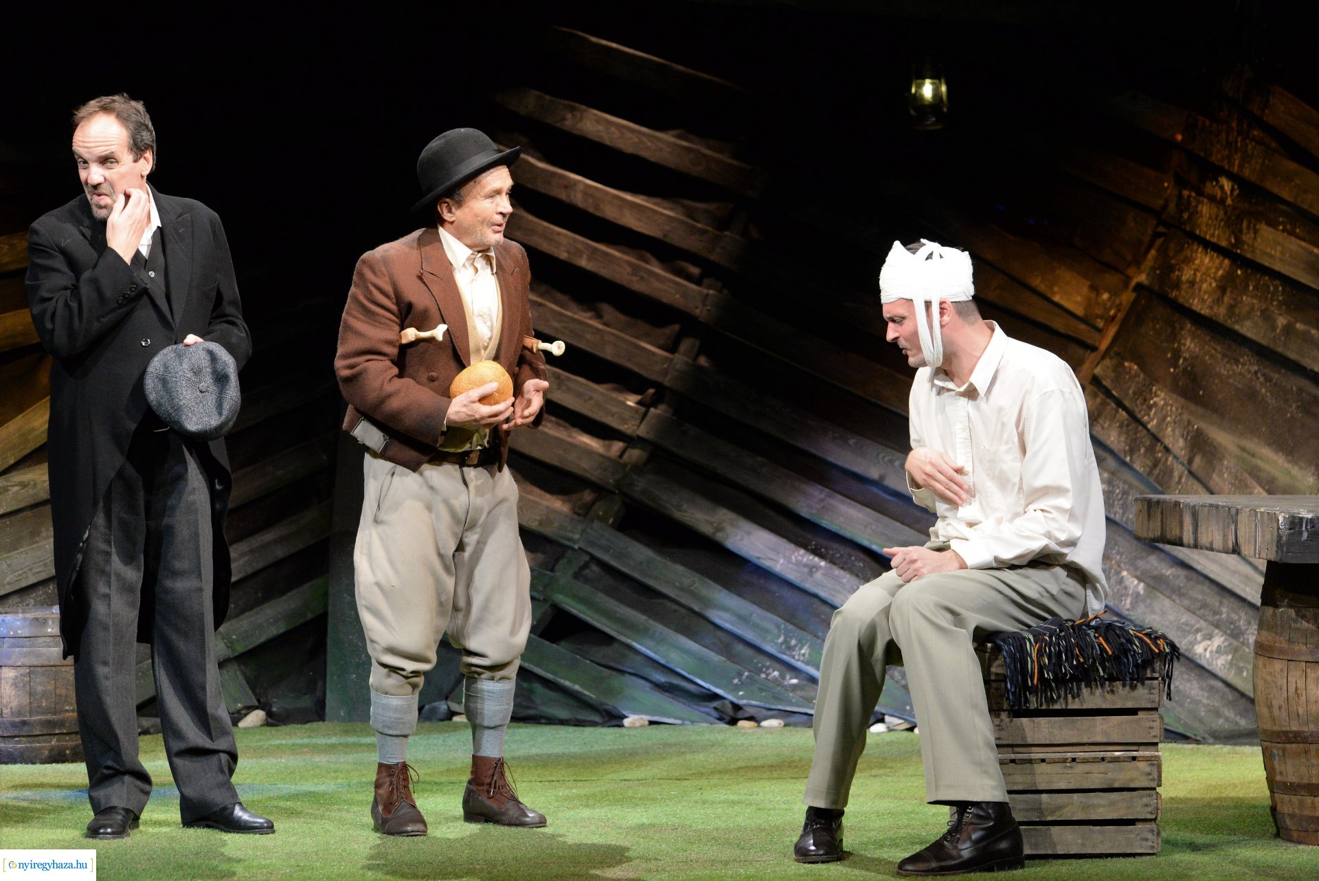 A kripli - bemutató előadás a Móricz Zsigmond Színházban