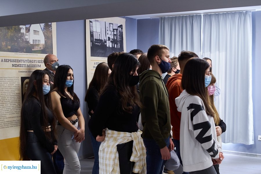 A Lészen ágyú kiállítás megnyitó