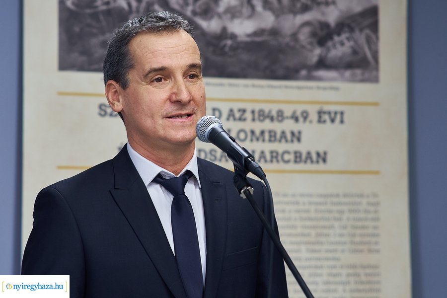 A Lészen ágyú kiállítás megnyitó