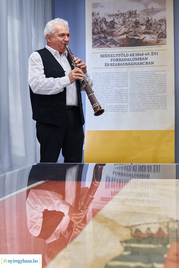 A Lészen ágyú kiállítás megnyitó