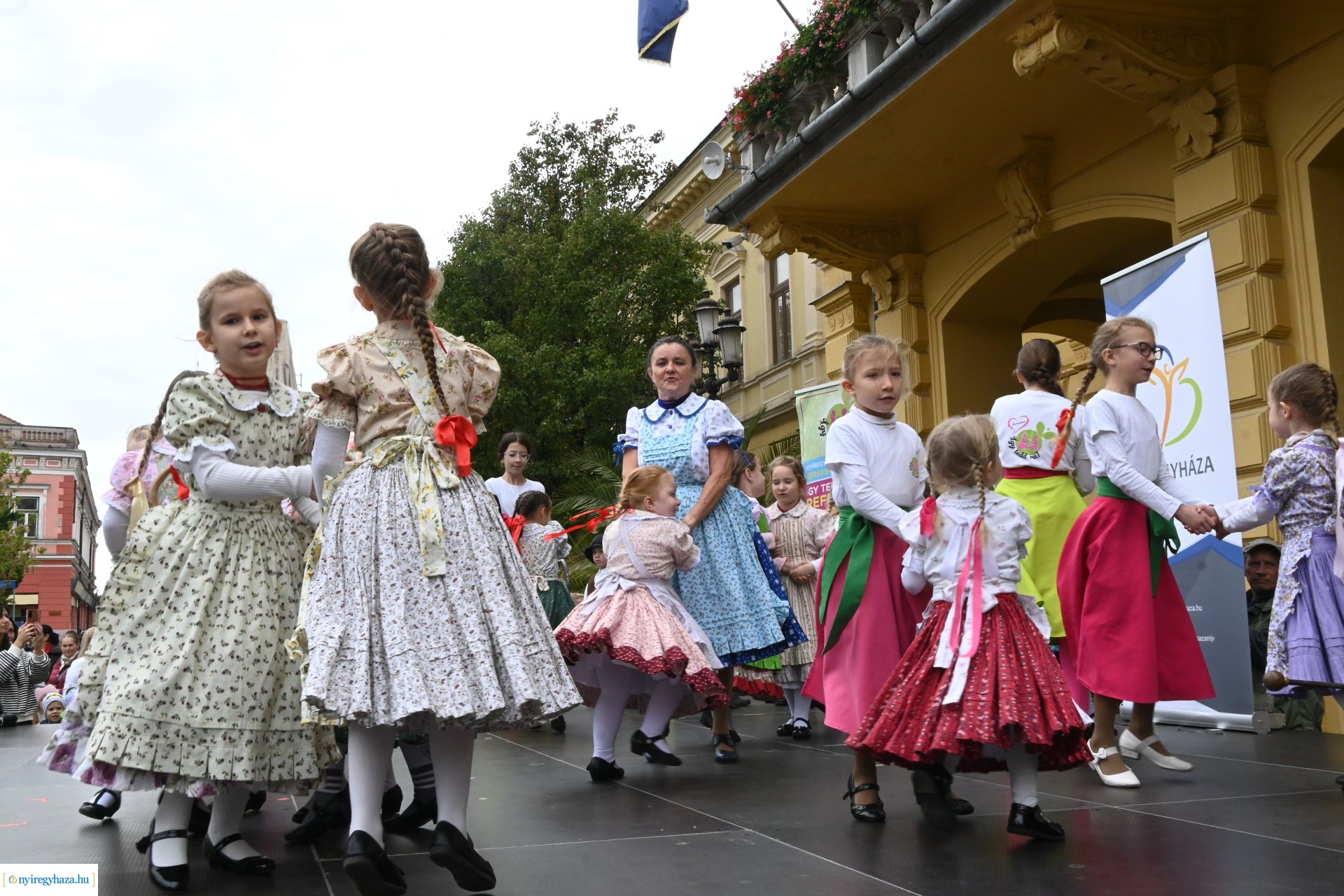 A magyar népi játék napja