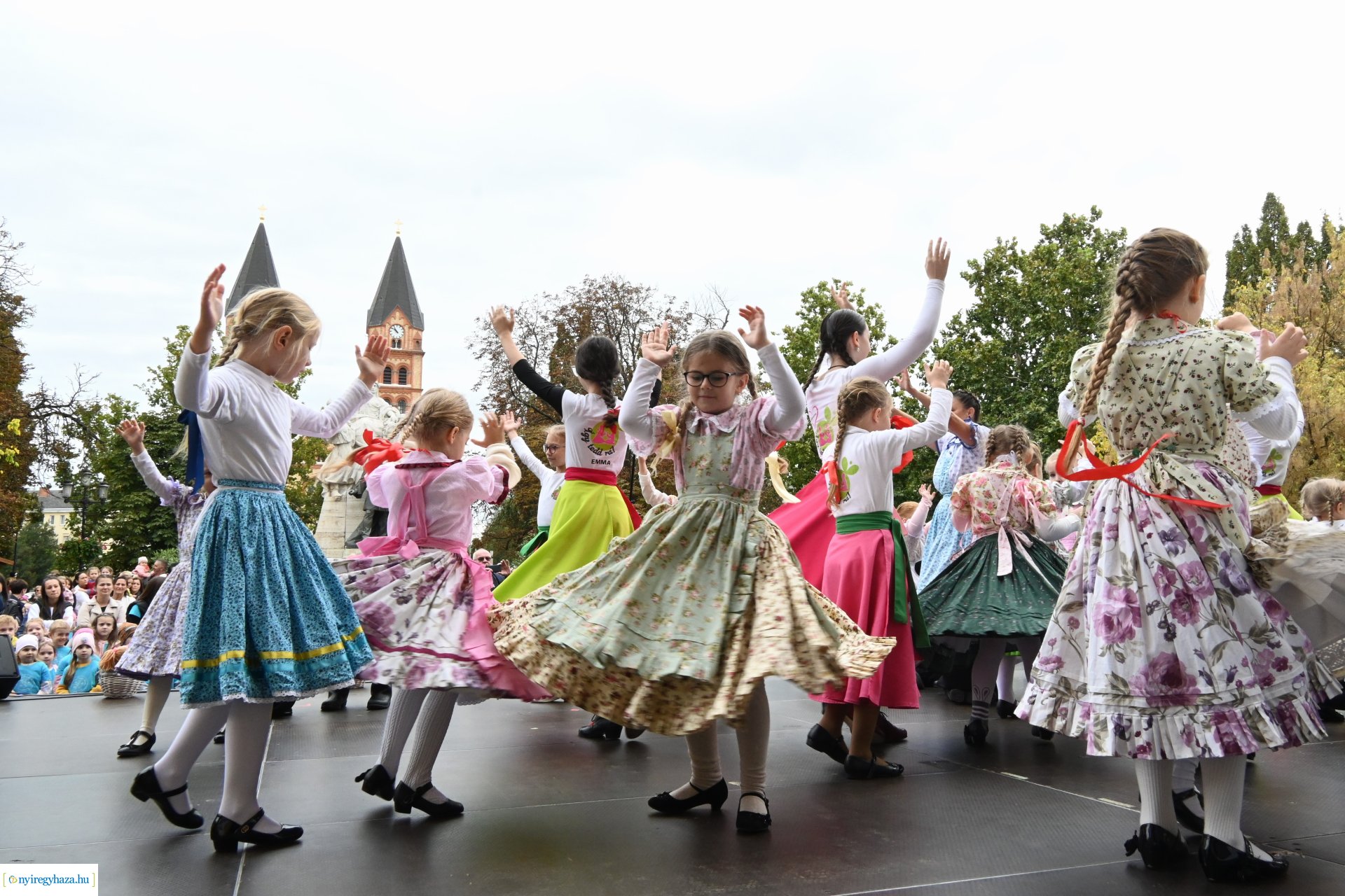 A magyar népi játék napja