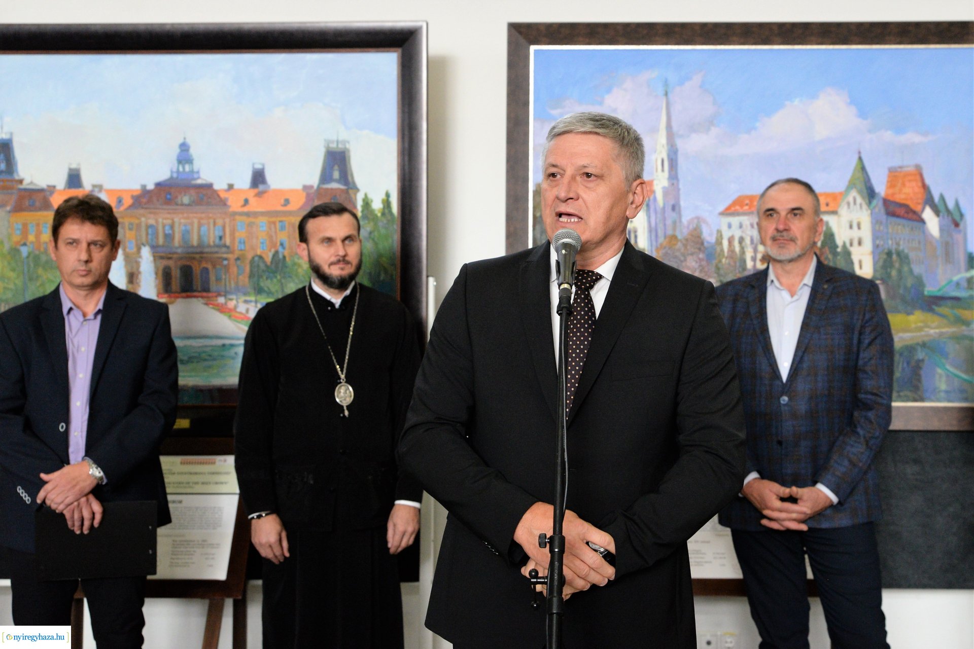 A magyar Szent Korona vármegyéi - vándorkiállítás megnyitó