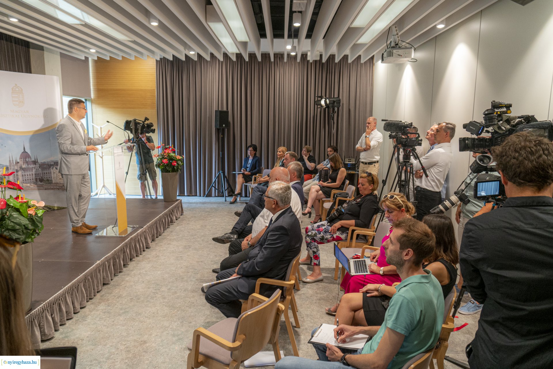 A Magyar Turisztikai Ügynökség satjótájékoztatója a Pangea Hotelban