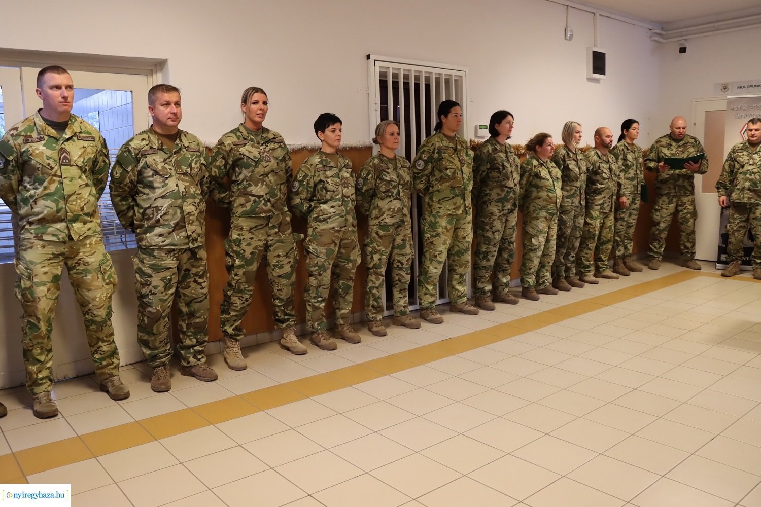 A második gyertya is ég a Damjanich laktanyában