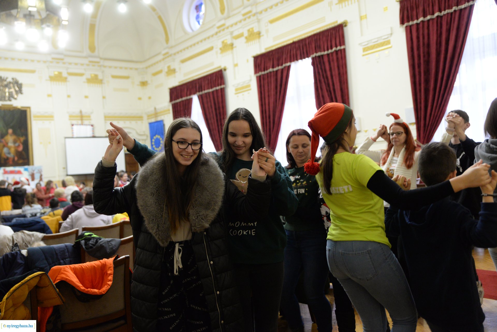 A Megyeházán járt a Rotary mikulás