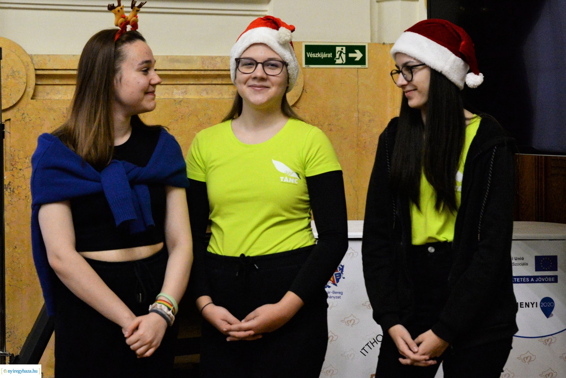 A Megyeházán járt a Rotary mikulás