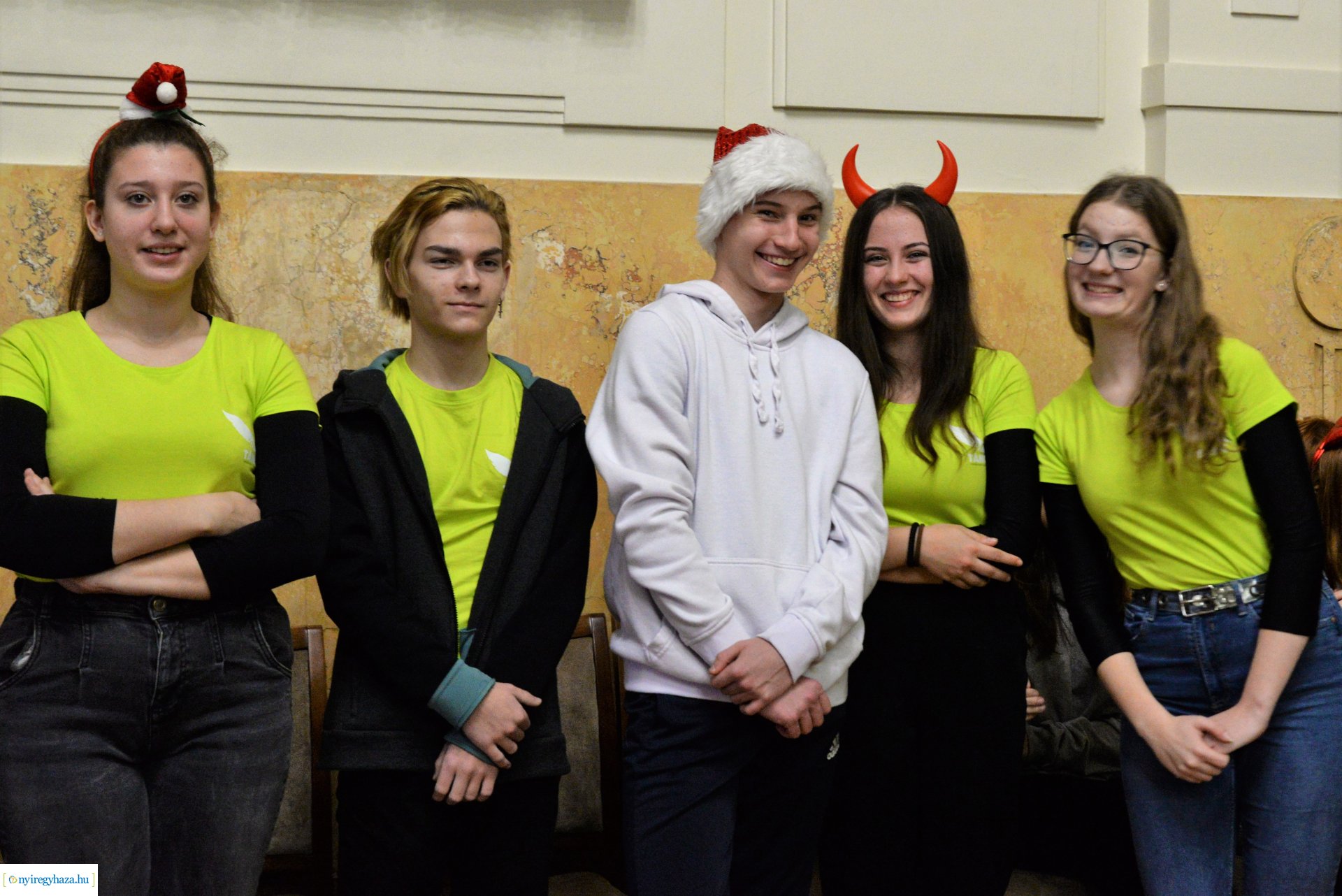 A Megyeházán járt a Rotary mikulás