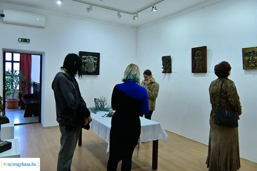 A napfény szerelmese - kiállítás